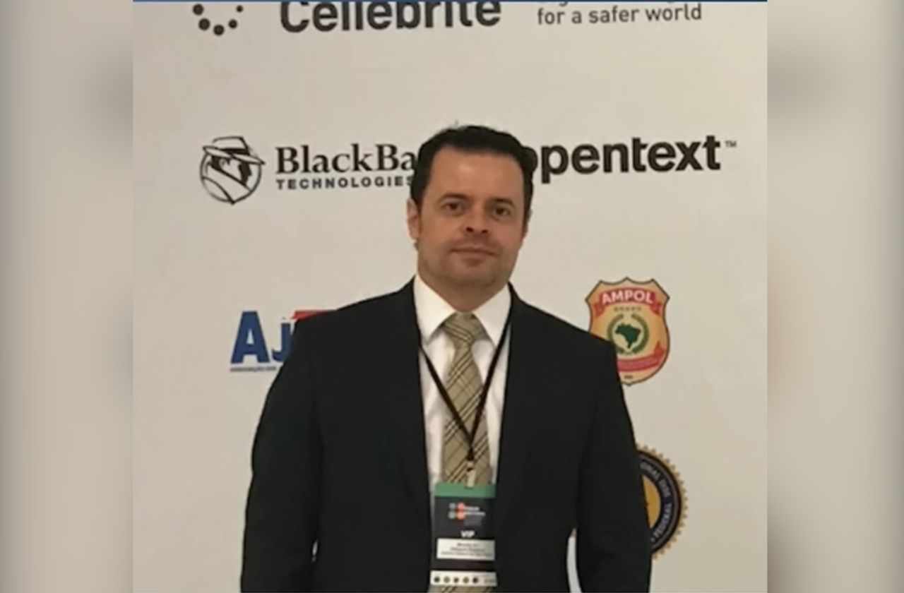 EUA investigam delegado brasileiro por crimes análogos a abuso de autoridade EUA investigam delegado brasileiro por crimes análogos a abuso de autoridade