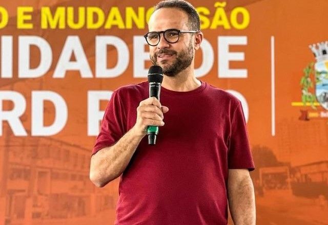 Denis Macedo, secretário de Educação de Belford Roxo | Reprodução/Instagram