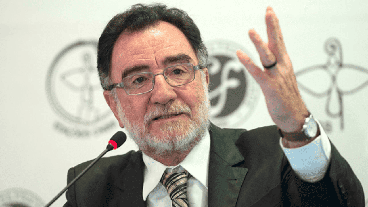 PT lança Patrus Ananias como candidato ao governo de MG PT lança Patrus Ananias como candidato ao governo de MG