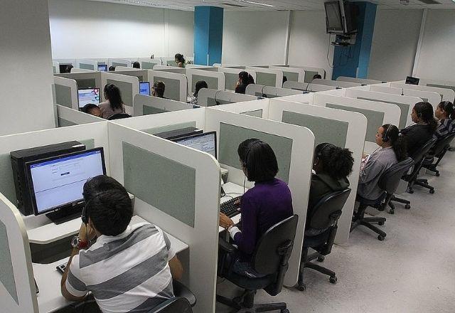 Desemprego cai para 11,2% no trimestre encerrado em fevereiro, diz IBGE | Divulgação