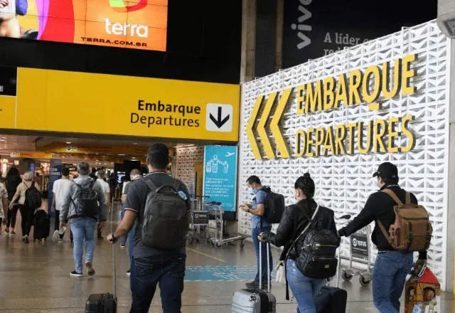 Em 2024, a PF registrou um recorde de 174 prisões no Aeroporto de Guarulhos por esse tipo de crime / Reprodução