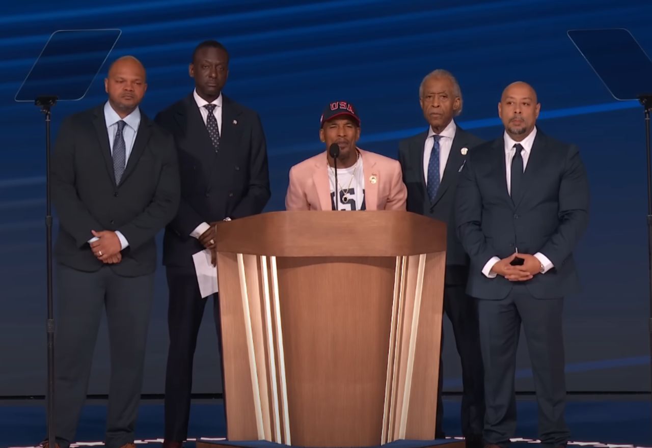 Kevin Richardson, Yusef Salaam, Korey Wise e Raymond Santana participaram com o reverendo Al Sharpton da Convenção Democrata | Reprodução/Youtube