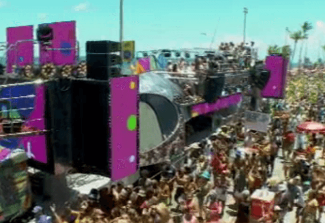 Arrastão encerra carnaval em Salvador - Reprodução
