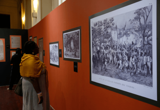 Exposição 130 anos da Abolição da Escravatura apresenta os documentos originais da Lei Áurea e da Lei do Ventre | Reprodução/AgênciaBrasil