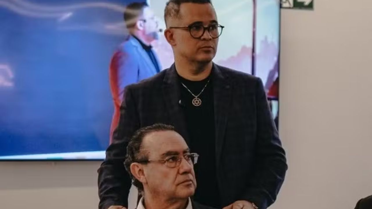 Imagem da notícia: Cury lamenta morte de conselheiro em acidente de helicóptero Imagem da notícia: Cury lamenta morte de conselheiro em acidente de helicóptero