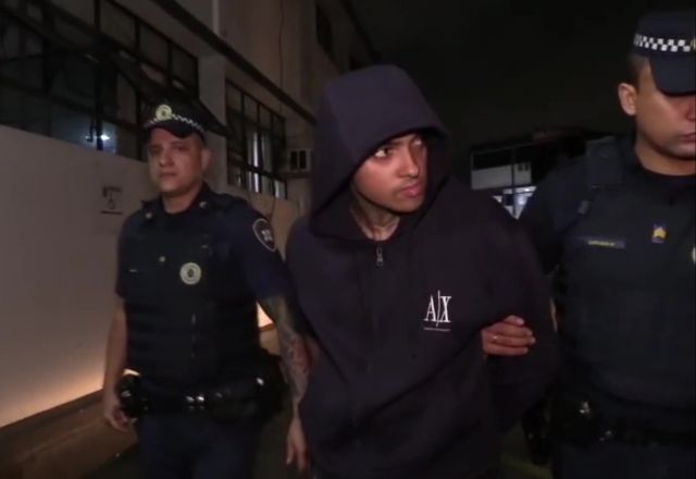MC Brinquedo foi detido na madrugada deste domingo (23) | SBT