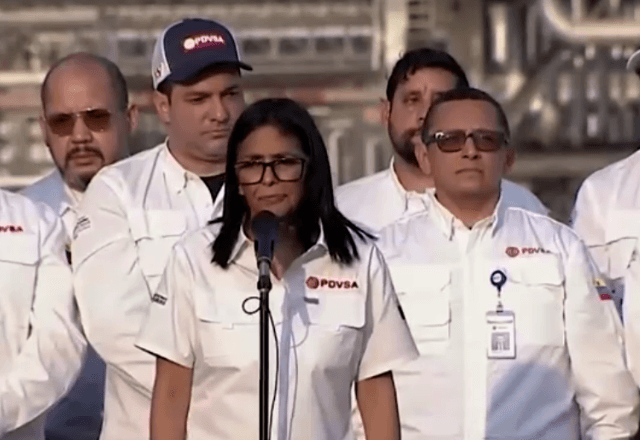 Delcy Rodríguez em discurso para trabalhadores na estatal PDVSA | Reprodução TV Governamental Venezuelana