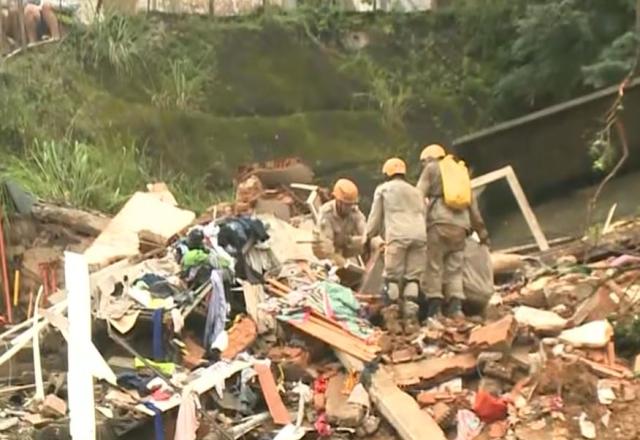 Destruição causada por enxurrada e deslizamentos em Petrópolis