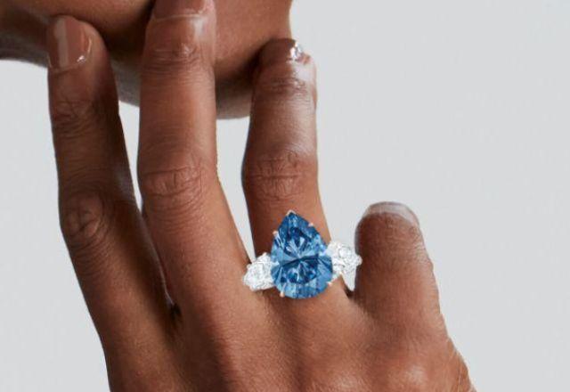 Diamante azul