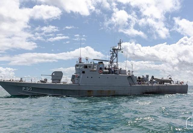 Marinha e PF fazem apreensão de 2 toneladas de haxixe em veleiro na Bahia (Marinha do Brasil/Divulgação)