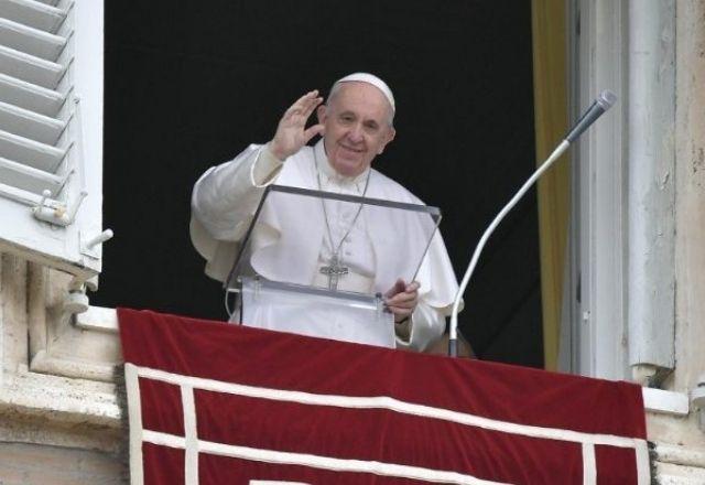 Documento aprovado pelo Papa Francisco quer deixar claro sobre restrição de matrimônio gay, sob alegação que é considerado pecado - Vatican News