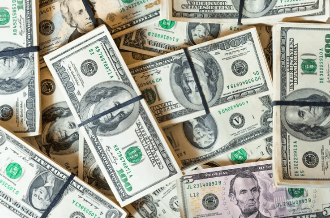 Dólar: de protagonista à função mais estratégica | Designed by/Freepik