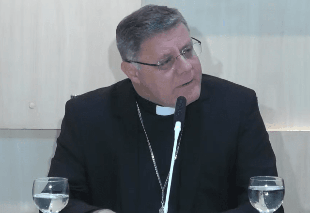 Dom Paulo Cezar Costa revelou que pontífice tinha sido convidado para visitar Brasília | Reprodução/Instagram