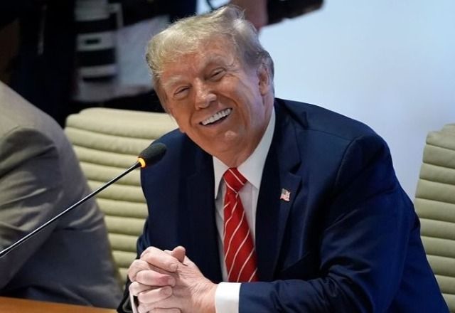Tribunal negou imunidade presidencial para Trump em caso da invasão do Capitólio