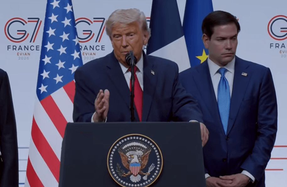 Trump troca Bolsonaros ao criticar política no Brasil
