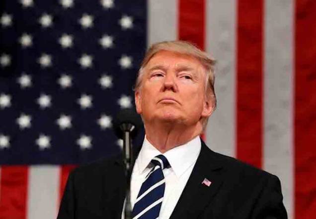 Diagnóstico de Covid-19 foi bênção de Deus, diz Trump Diagnóstico de Covid-19 foi bênção de Deus, diz Trump