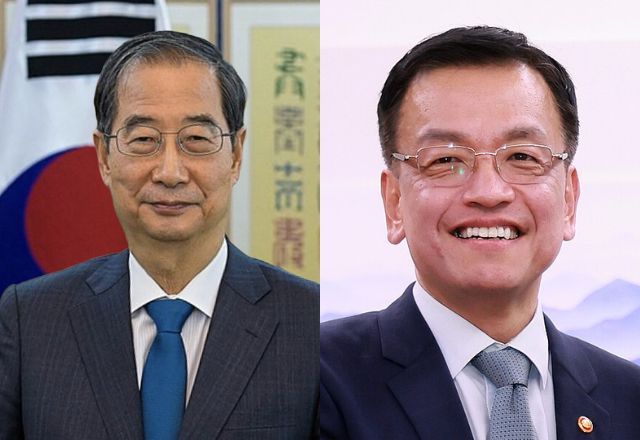 Duck-soo (à esquerda) foi acusado de insurreição com seu antecessor; Sang-mok (à direita), ministro de Finanças, assume o posto interino | Wikimedia Commons