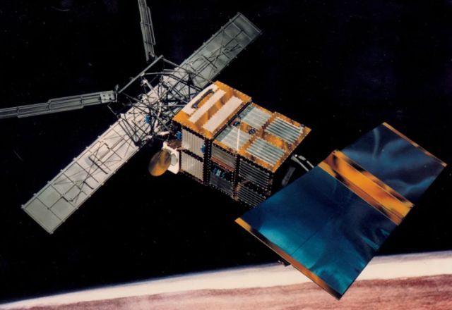 Satélite de mais de 2 toneladas foi lançado no espaço em 1995. Agora, a sua reentrada no planeta Terra é questão de horas | Divulgação/ESA