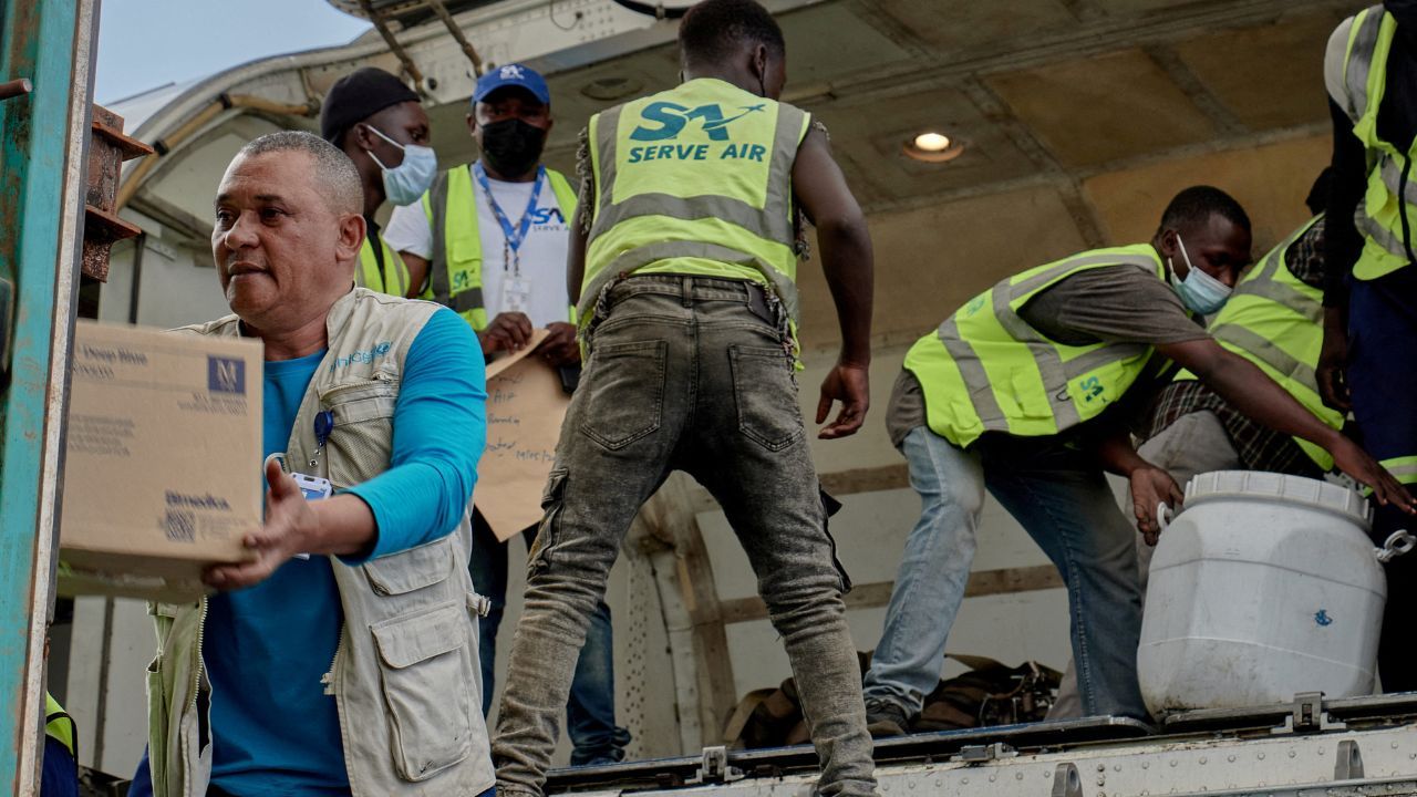 Congo vai receber 70 mil doses de vacina contra Ebola Congo vai receber 70 mil doses de vacina contra Ebola