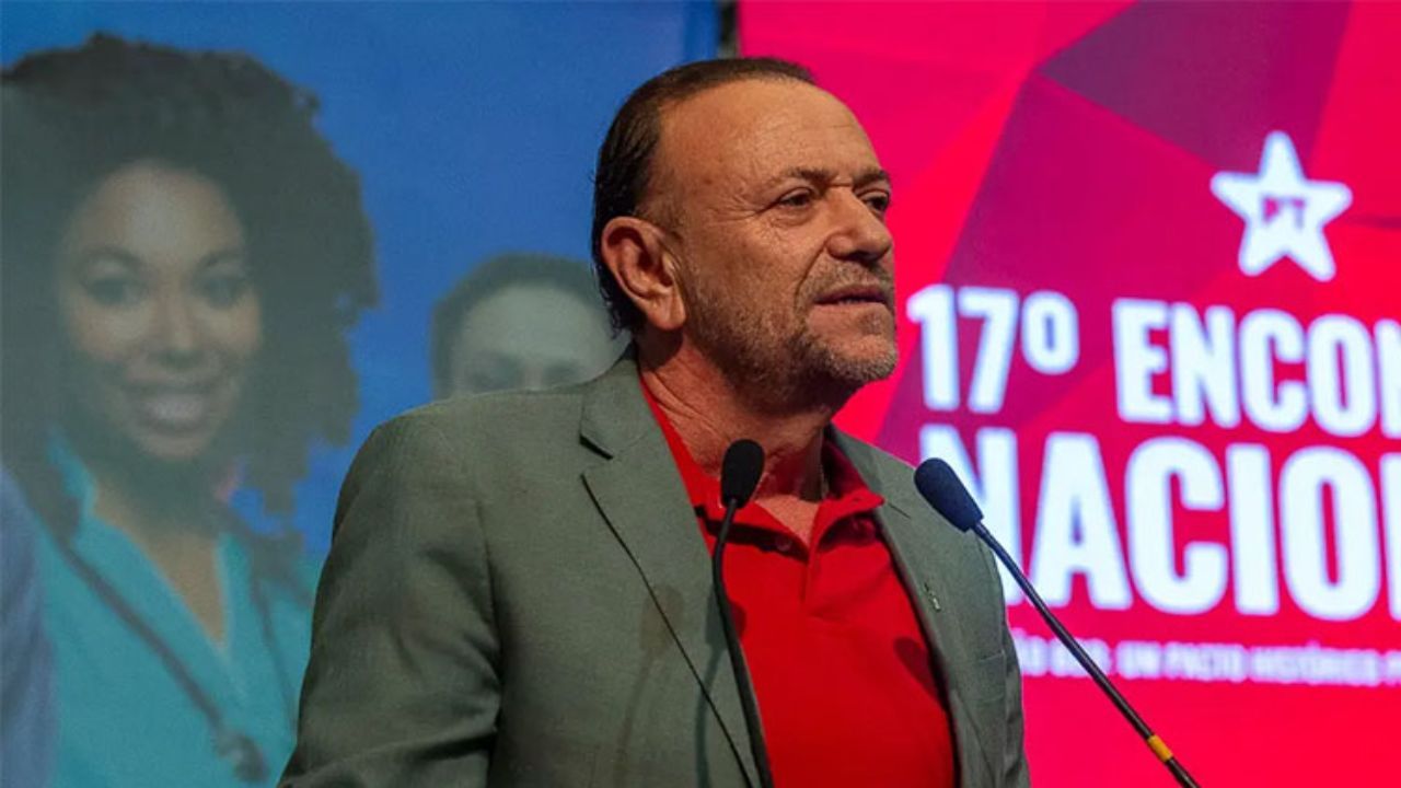 Presidente do PT defende Wagner após operação da PF