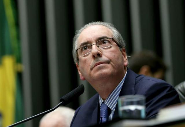 Dez anos após impeachment, afastamento e cassação, Eduardo Cunha recebe placa e faz lista de propostas nos 200 anos da Câmara Dez anos após impeachment, afastamento e cassação, Eduardo Cunha recebe placa e faz lista de propostas nos 200 anos da Câmara