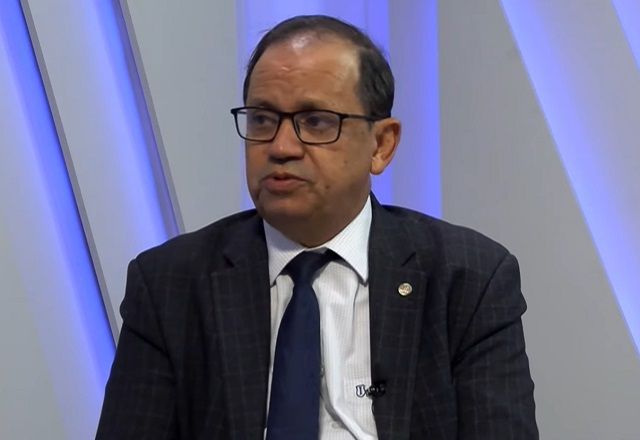 Parece haver "sacerdoteofobia" no Brasil, diz presidente da bancada da Bíblia Parece haver "sacerdoteofobia" no Brasil, diz presidente da bancada da Bíblia