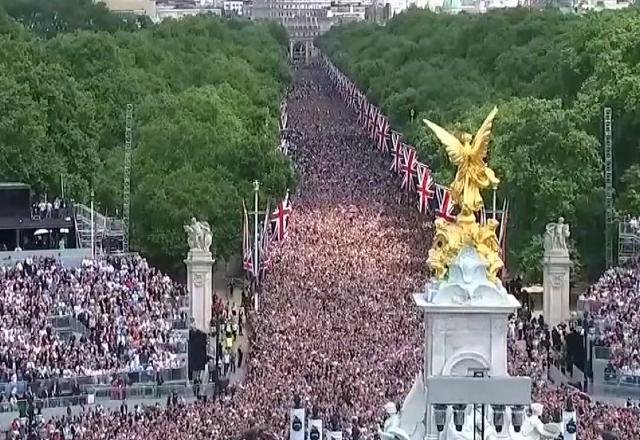 Após morte de Elizabeth II, Charles tentará evitar desinteresse pela monarquia Após morte de Elizabeth II, Charles tentará evitar desinteresse pela monarquia