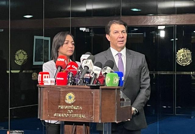 Eliziane e Arthur maia