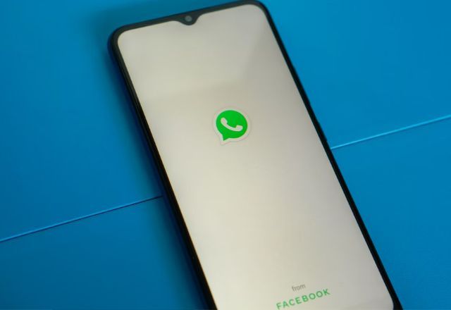 Em maio, a Meta fez vários testes e liberou novas funções para o aplicativo de mensagens | Unsplash