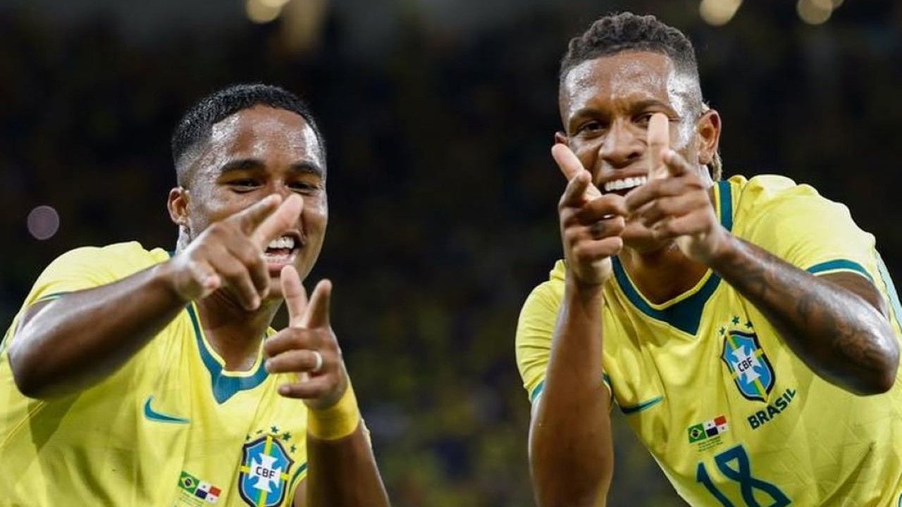 Endrick e Danilo comemoram gol em amistoso da Seleção contra o Panamá | Divulgação/Rafael Ribeiro/CBF