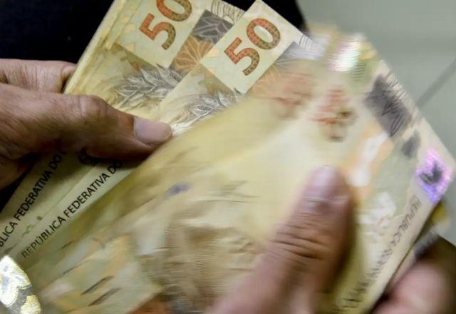 ?Entrou em vigor nesta quarta-feira (13) o novo teto de juros do consignado