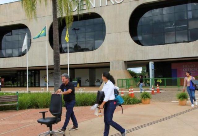 Equipe de Lula visita local que sediará gabiente de transição