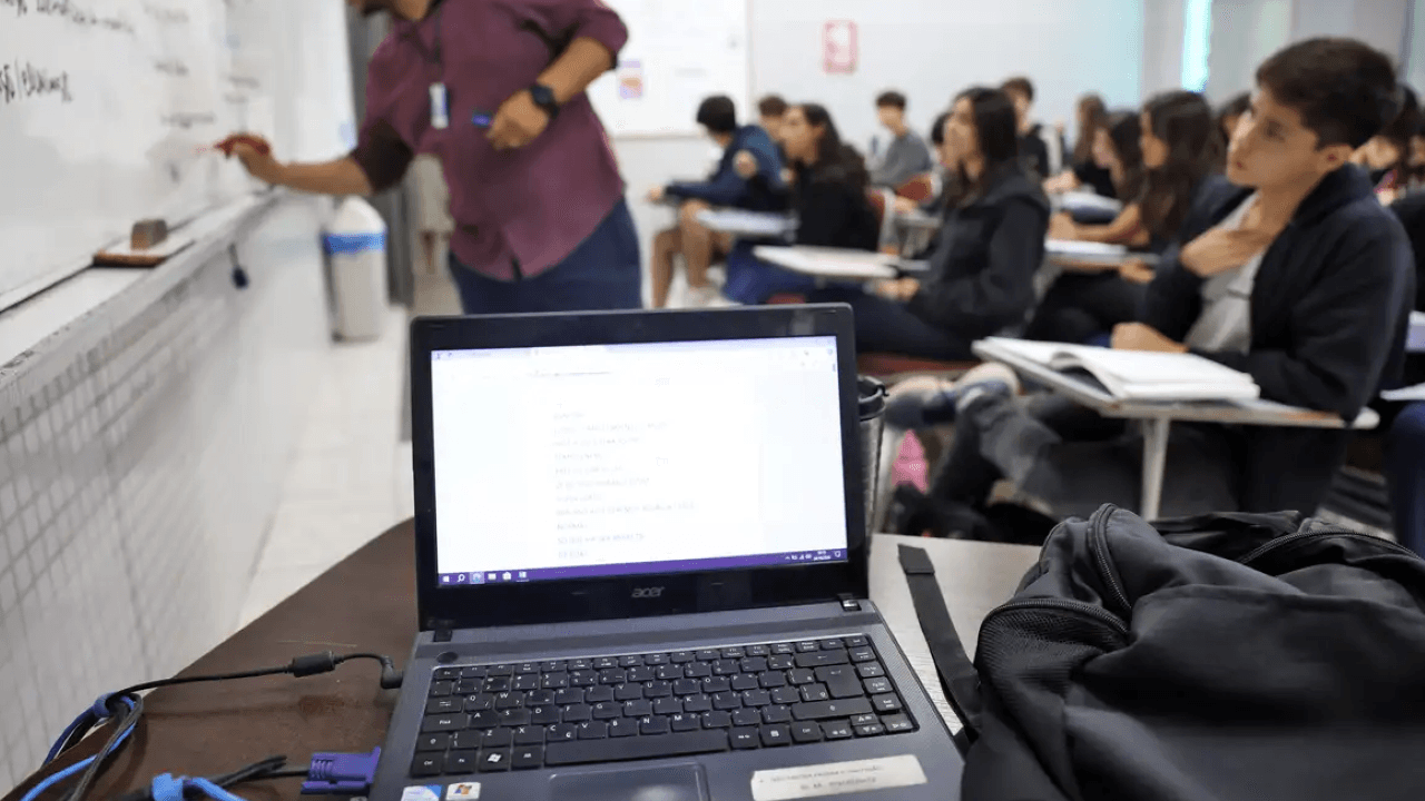 Imagem da notícia: MEC divulga resultado do Fies 2026 para o segundo semestre