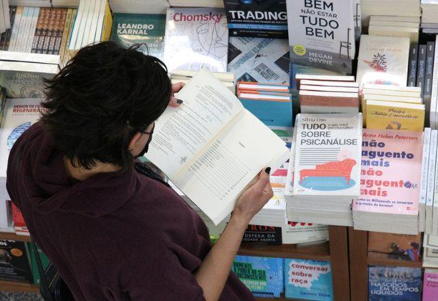 Eventos literários, como feiras e bienais, apareceram entre os cinco primeiros canais na participação do faturamento das editoras | Agência Brasil