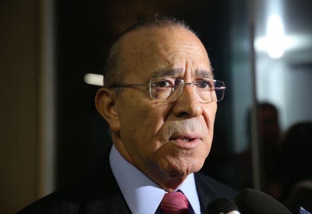 Governo do RS decreta luto oficial de três dias pela morte de Eliseu Padilha Governo do RS decreta luto oficial de três dias pela morte de Eliseu Padilha