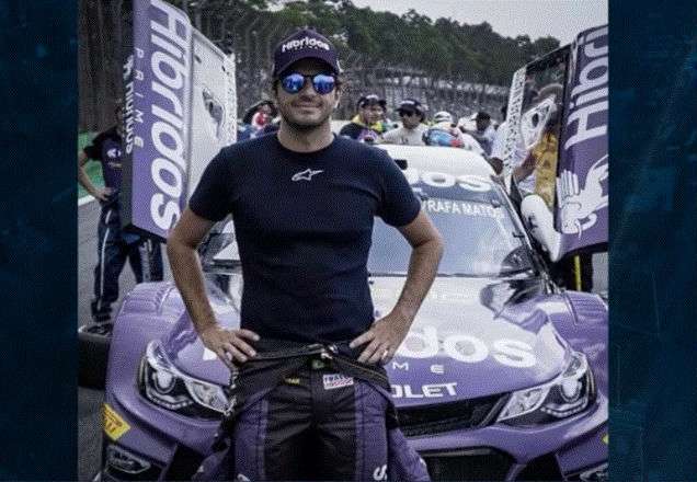 Ex-piloto de Stock Car, Tuka Rocha morre após queda de avião na Bahia Ex-piloto de Stock Car, Tuka Rocha morre após queda de avião na Bahia