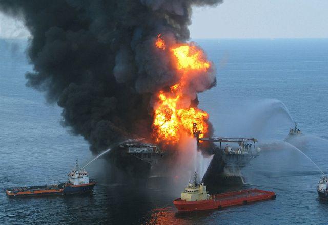 Golfo do México: resíduos de petróleo continuam no mar após 10 anos Golfo do México: resíduos de petróleo continuam no mar após 10 anos