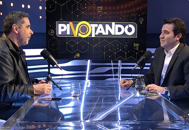 FLÁVIO AUGUSTO E JOÃO KEPLER