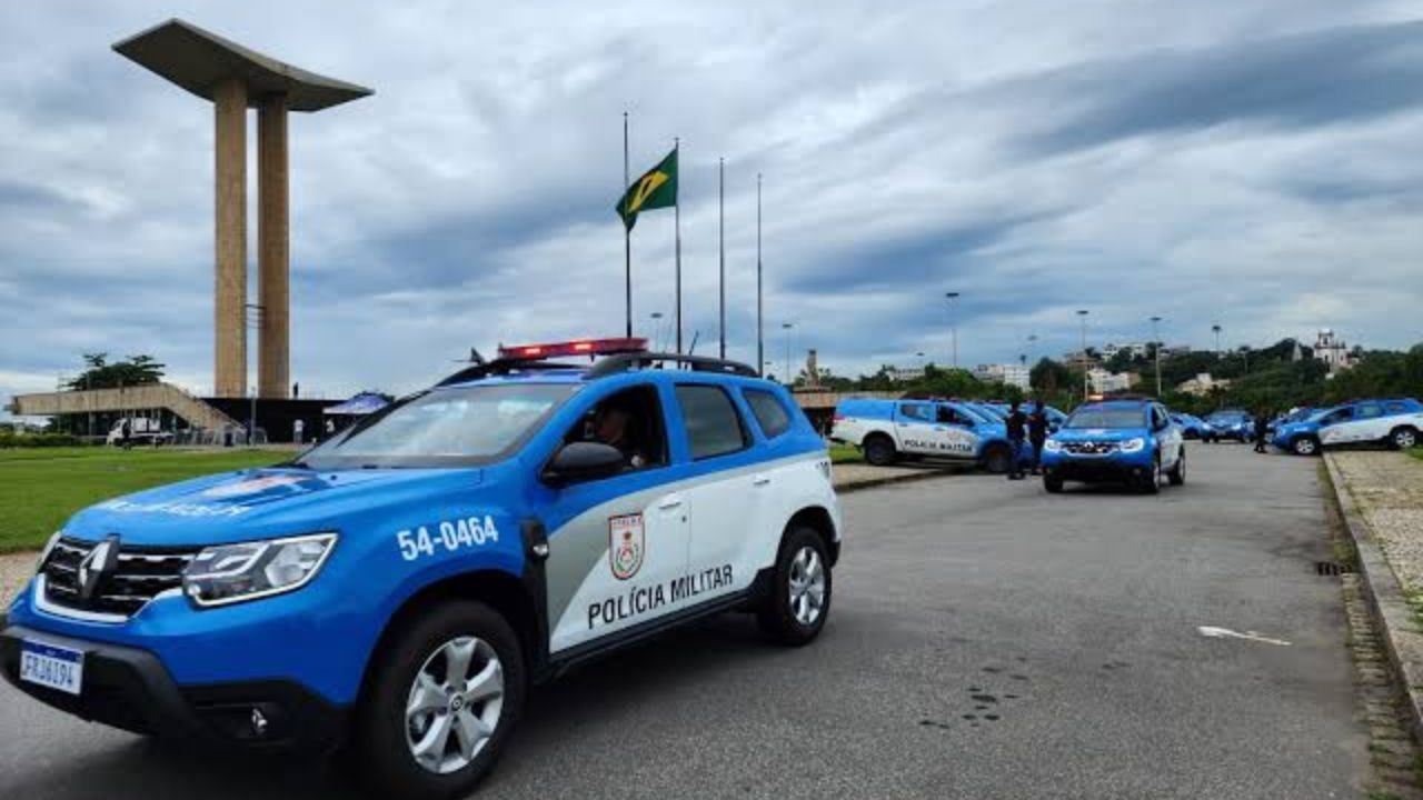 Imagem da notícia: Criança de 7 anos morre baleada no Rio de Janeiro Imagem da notícia: Criança de 7 anos morre baleada no Rio de Janeiro