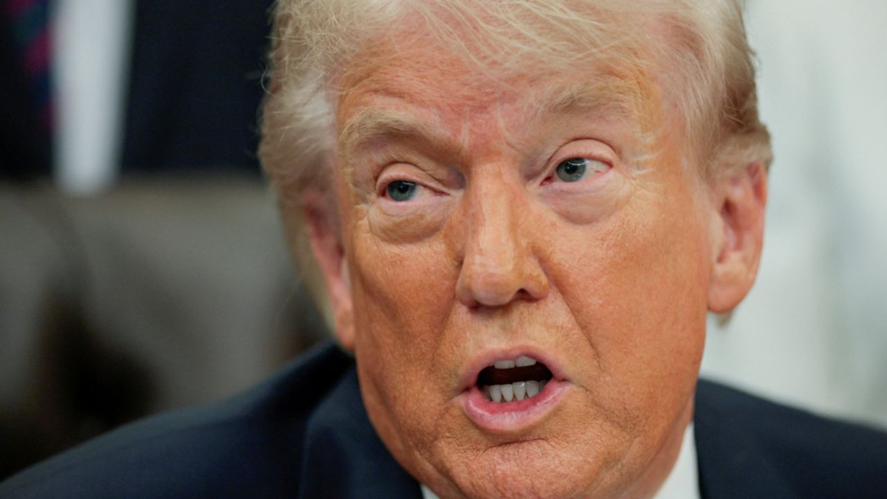 Imagem da notícia: Trump diz não saber sobre suspensão de negociação do Irã Imagem da notícia: Trump diz não saber sobre suspensão de negociação do Irã