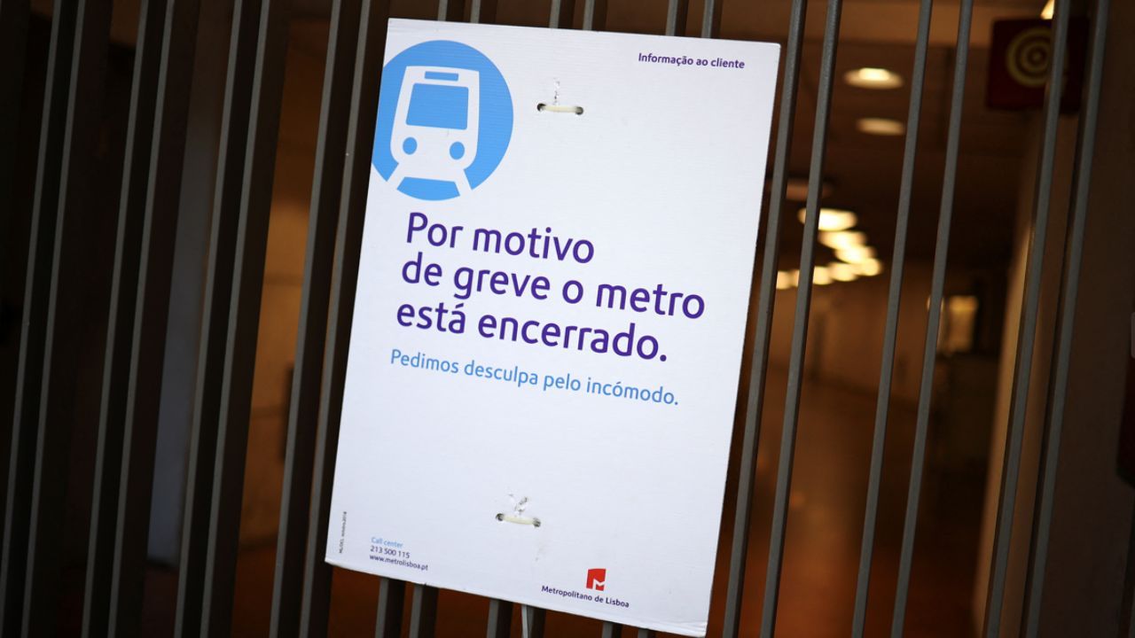 Greve geral em Portugal paralisa trens, voos e escolas