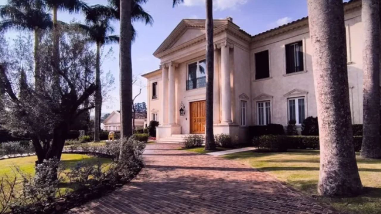 Mansão de luxo: imóvel de Nasser Fares tem 2.640 m² de área construída | Reprodução/Bayit