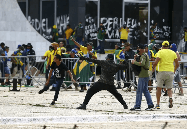 Os réus foram condenados pelo STF por depredarem o Palácio do Planalto, o Congresso Nacional e o próprio Supremo durante os ataques | Distribuição/Marcelo Camargo/Agência Brasil