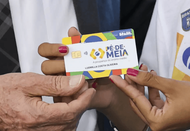 Benefício incentiva a permanência de estudantes do ensino médio público e prevê depósitos ao longo do ano | Distribuição/Marcelo Camargo/Agência Brasil