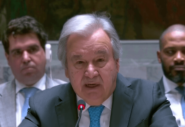  Secretário-geral da ONU, António Guterres. em reunião extraordinária do Conselho de Segurança | Reprodução/Associated Press
