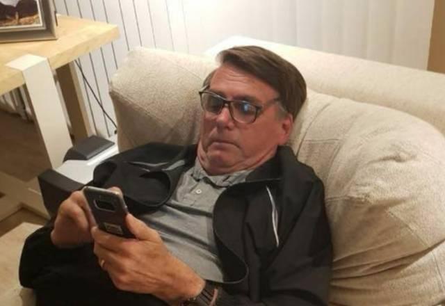 Bolsonaro ironiza publicação de Amber Heard após Johnny Depp vencer processo Bolsonaro ironiza publicação de Amber Heard após Johnny Depp vencer processo