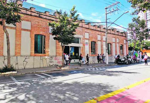 Fachada de uma unidade do Poupatempo