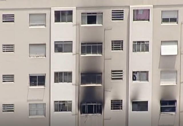 Fachada do prédio em que o apartamento pegou fogo