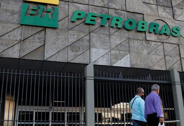 Faixada de prédio da Petrobras