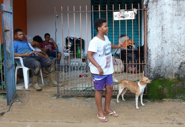 Famílias desalojadas em São Sebastião